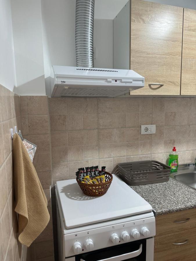 Kropa Apartman พอดโกริกา ภายนอก รูปภาพ